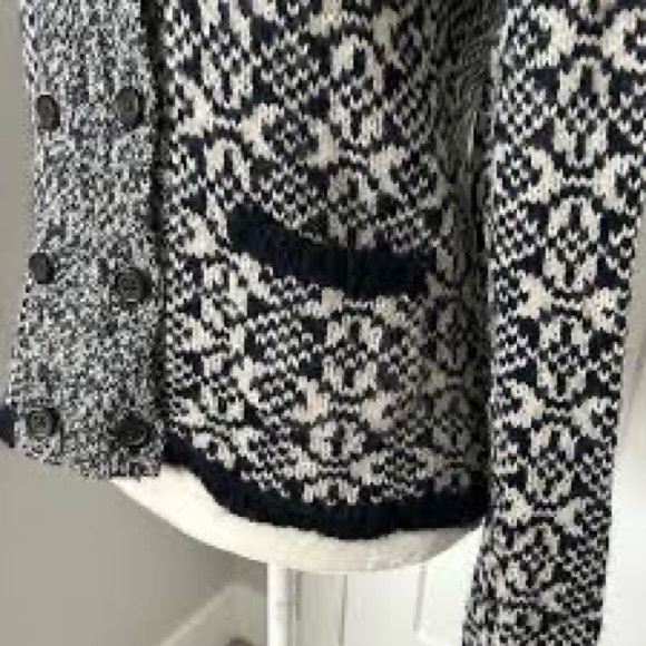 Banana Republic Double Breasted Cardigan - Picture 6 of 12